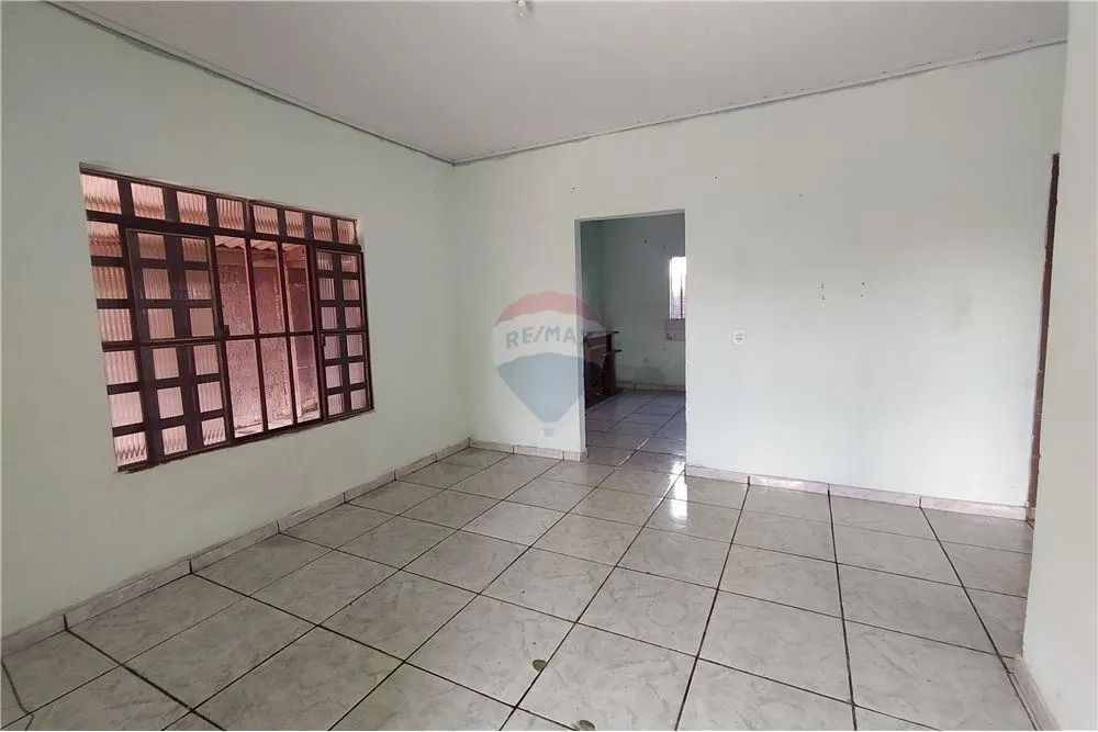 Casa com 2 quartos e terreno amplo no Setor Industrial - Foto 4