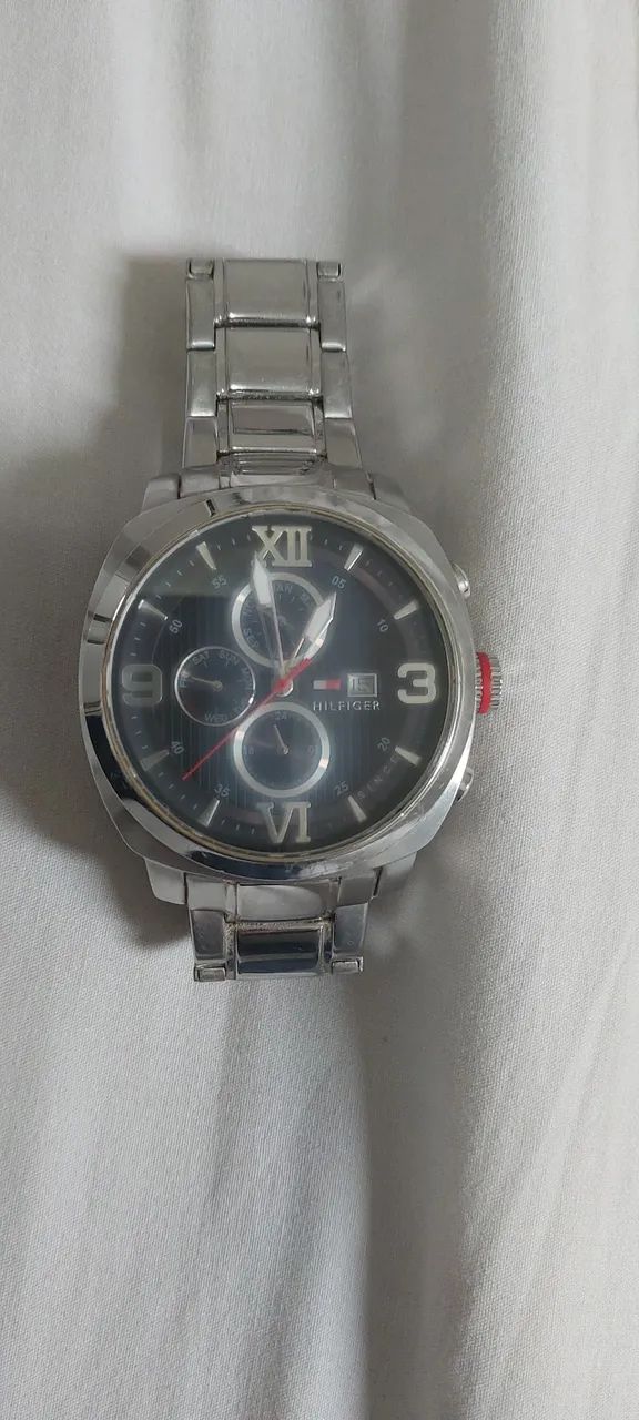 Relógio Tommy Hilfiger - pulseira de aço - com caixa e elos originais - Foto 2