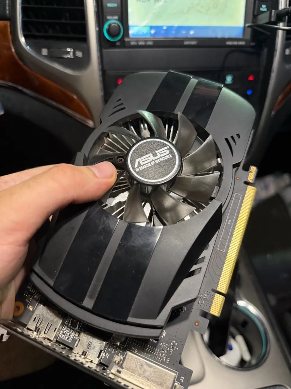 1050 TI 4GB PLACA DE VÍDEO 