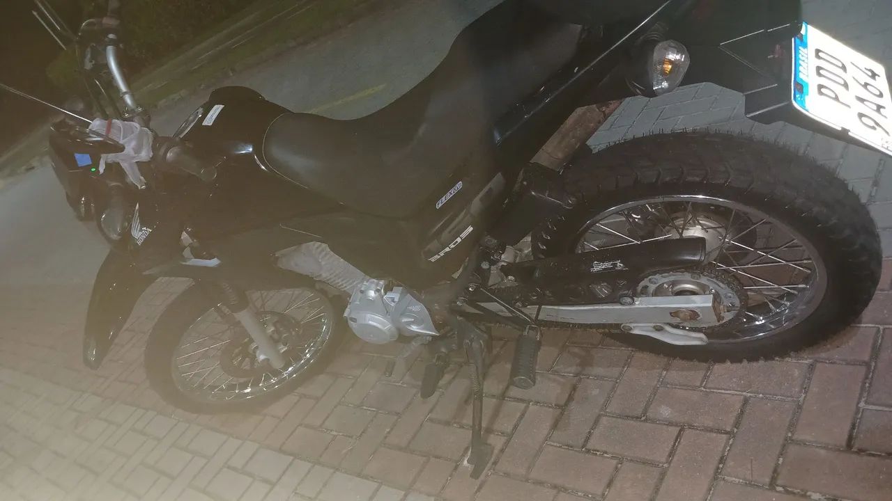 Moto para andar e trabalhar 