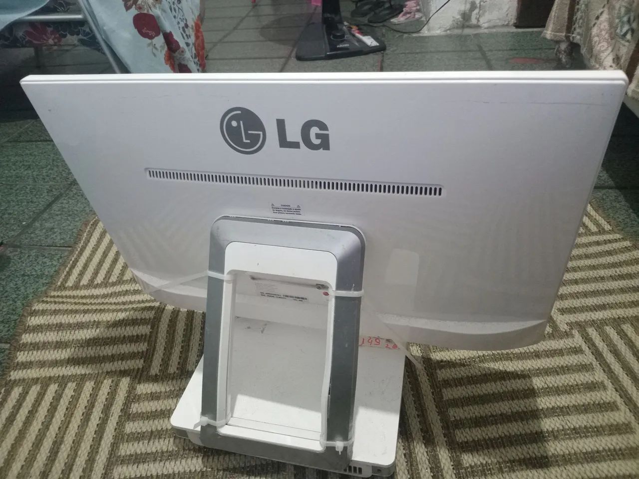 Monitor TV de Led 23.8 Polegadas