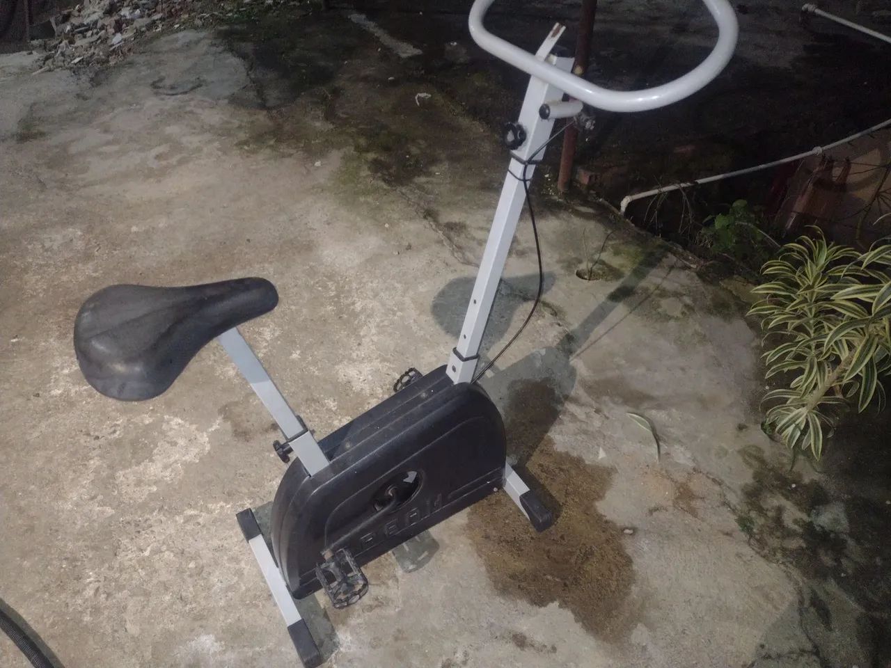 Bicicleta de exercícios  - Foto 4