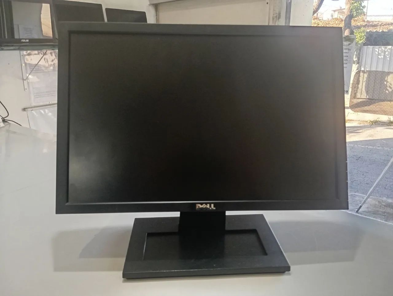 MONITOR DELL SEMINOVO R$189.90