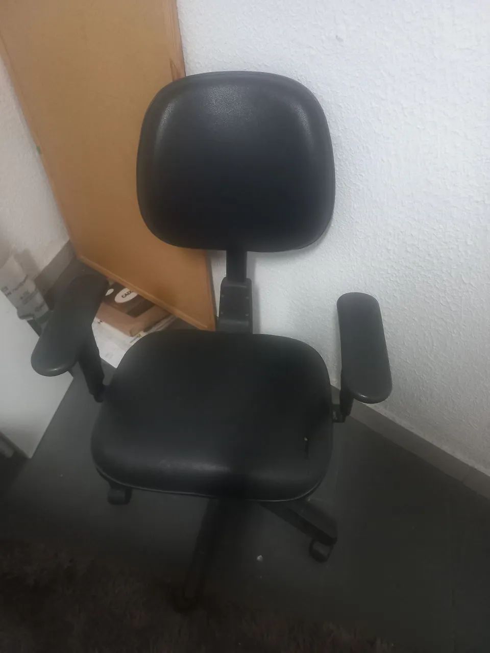 Mesas e cadeiras de escritorio - Foto 4