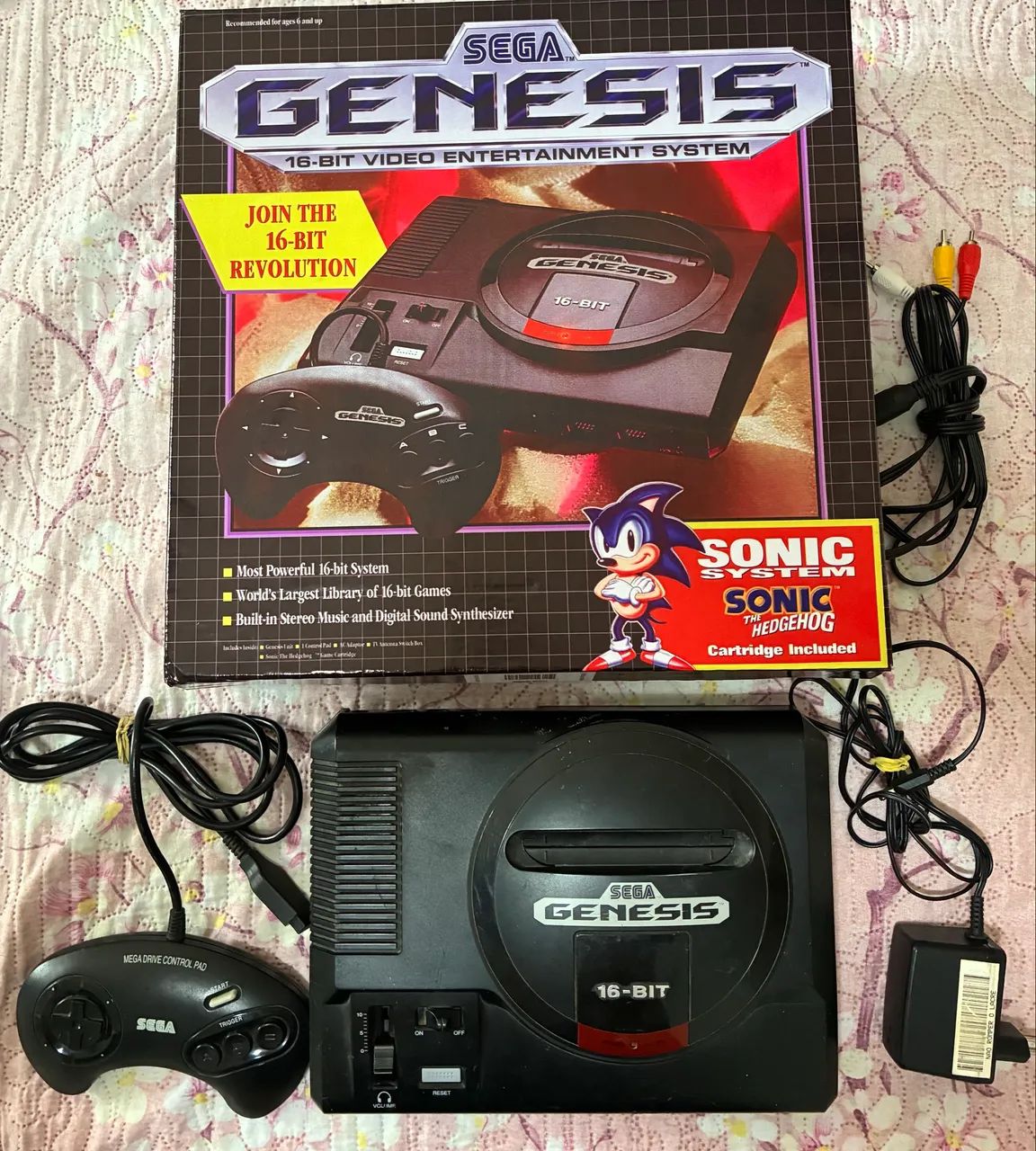 Sega Genesis 16-BIT, caixa, controle original, cabos 