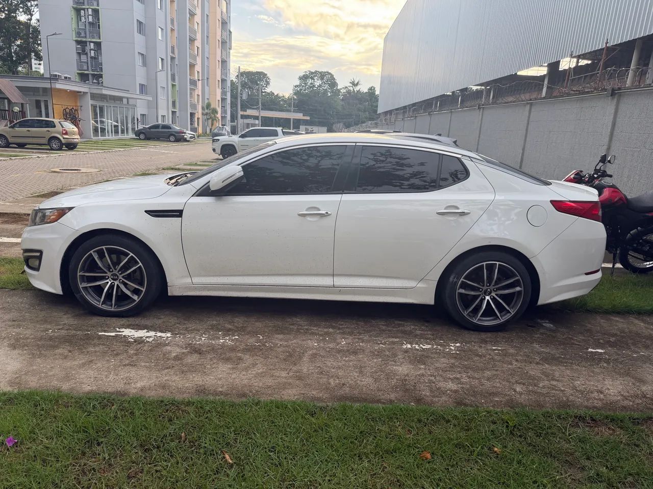 KIA Optima OPTIMA 2.4 16V 180cv Aut. 2013