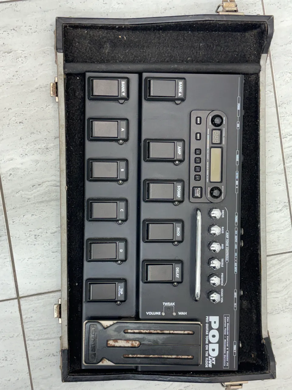 line 6 pod xt live