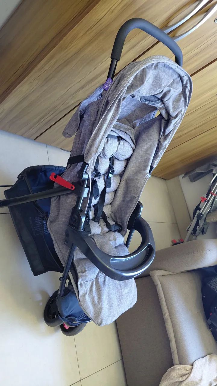 Carrinho de Bebê Toffy Cosco e Bebê Conforto Wizz Bilss - cinza - Foto 5