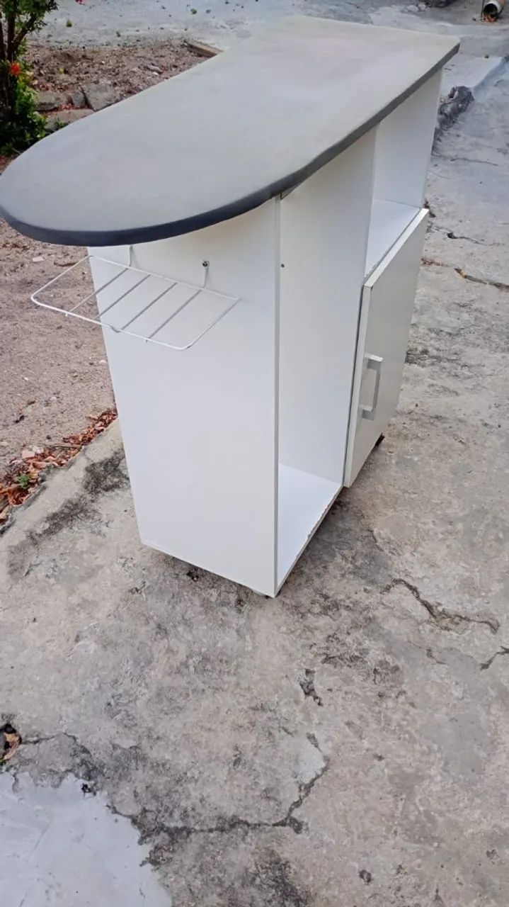 Vendo mesa passar roupa bom estado  - Foto 2