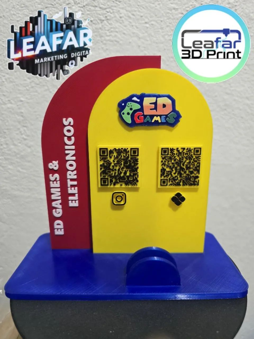 Placas personalizadas com QR code Pix, Redes sociais, diversos modelos. 