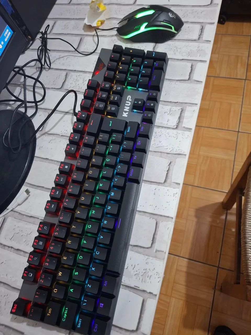 Teclado mecânico knup e mouse rgb - Foto 2