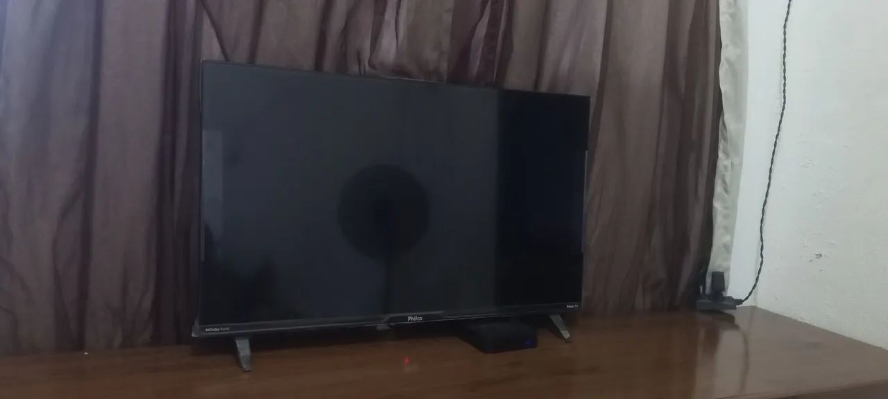 Vendo Tv Philco Smart 28° Semi Nova