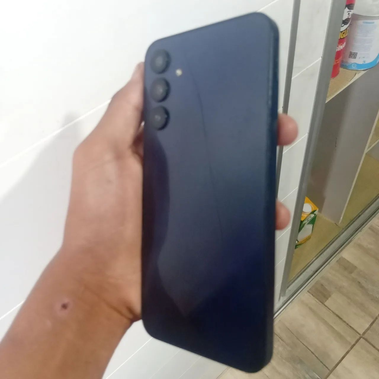 Vendo a15 5g 256gb muito bom - Foto 2