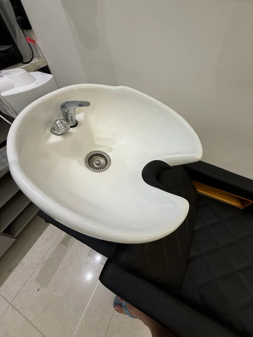 Lavatório barbearia e salão de beleza  - Foto 2