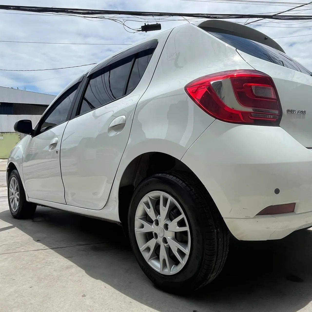 Renault Sandero Expression Flex 1.0 12V 5p, foto 9 de 20