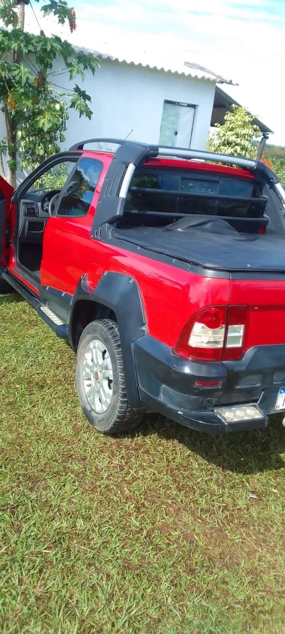 Fiat Strada Adventure1.8/ 1.8 Locker Flex CD 2011 - Foto 3