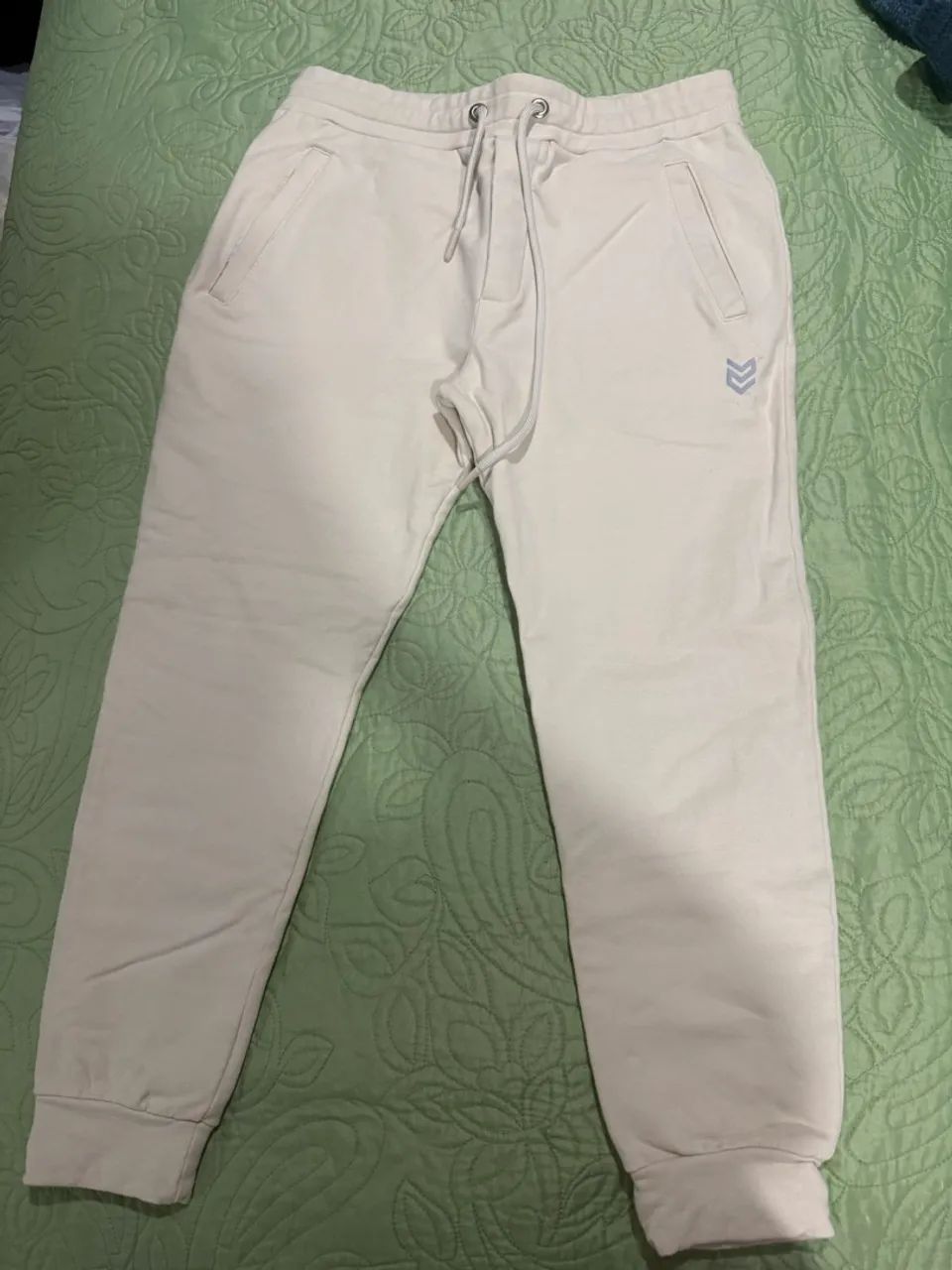 Calça moleton tamanho M marca Army 