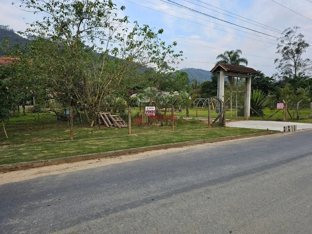 Sitio, bairro Santa Barbara, Antônio Carlos - Foto 2