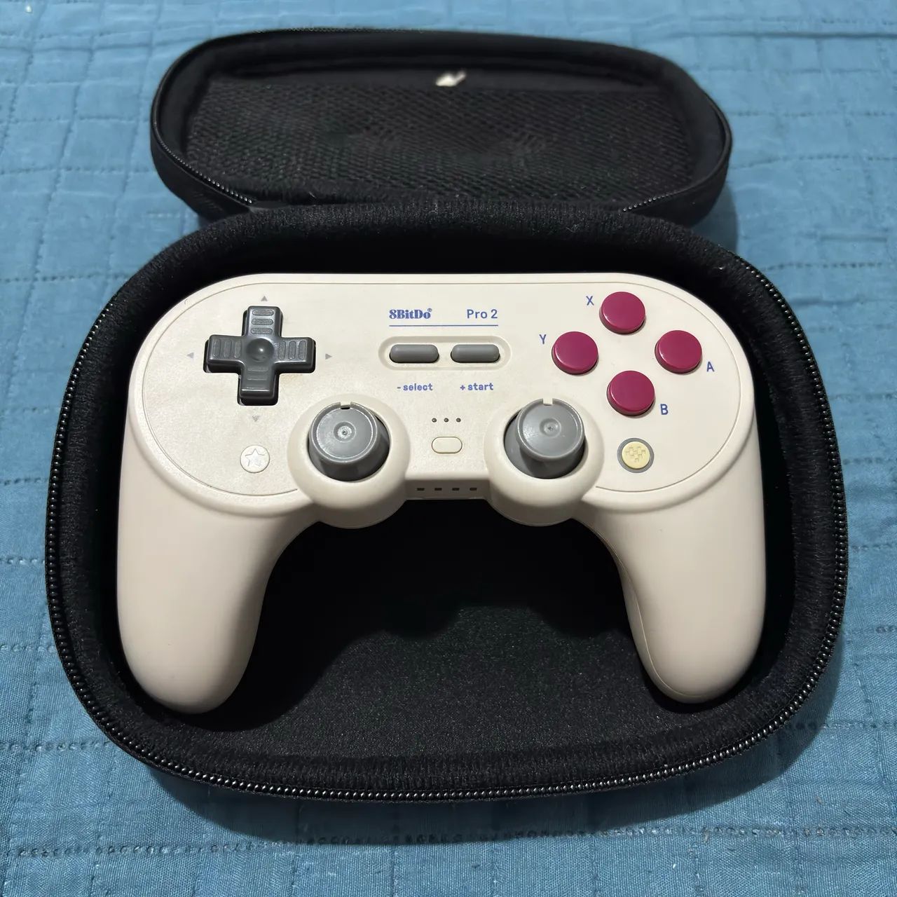 Controle 8Bitdo Pro2