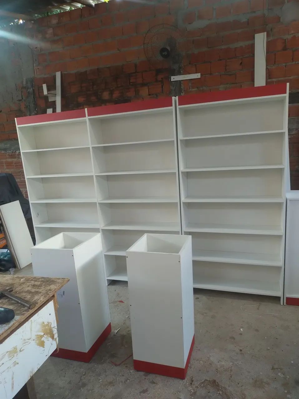 Móveis planejados para farmácia novos  - Foto 3