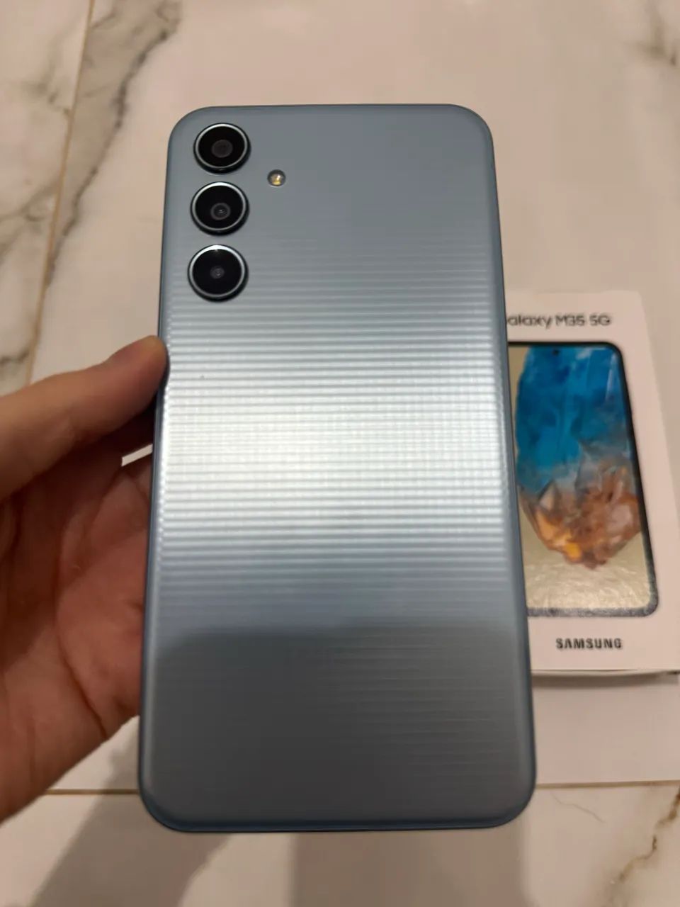 M35 samsung