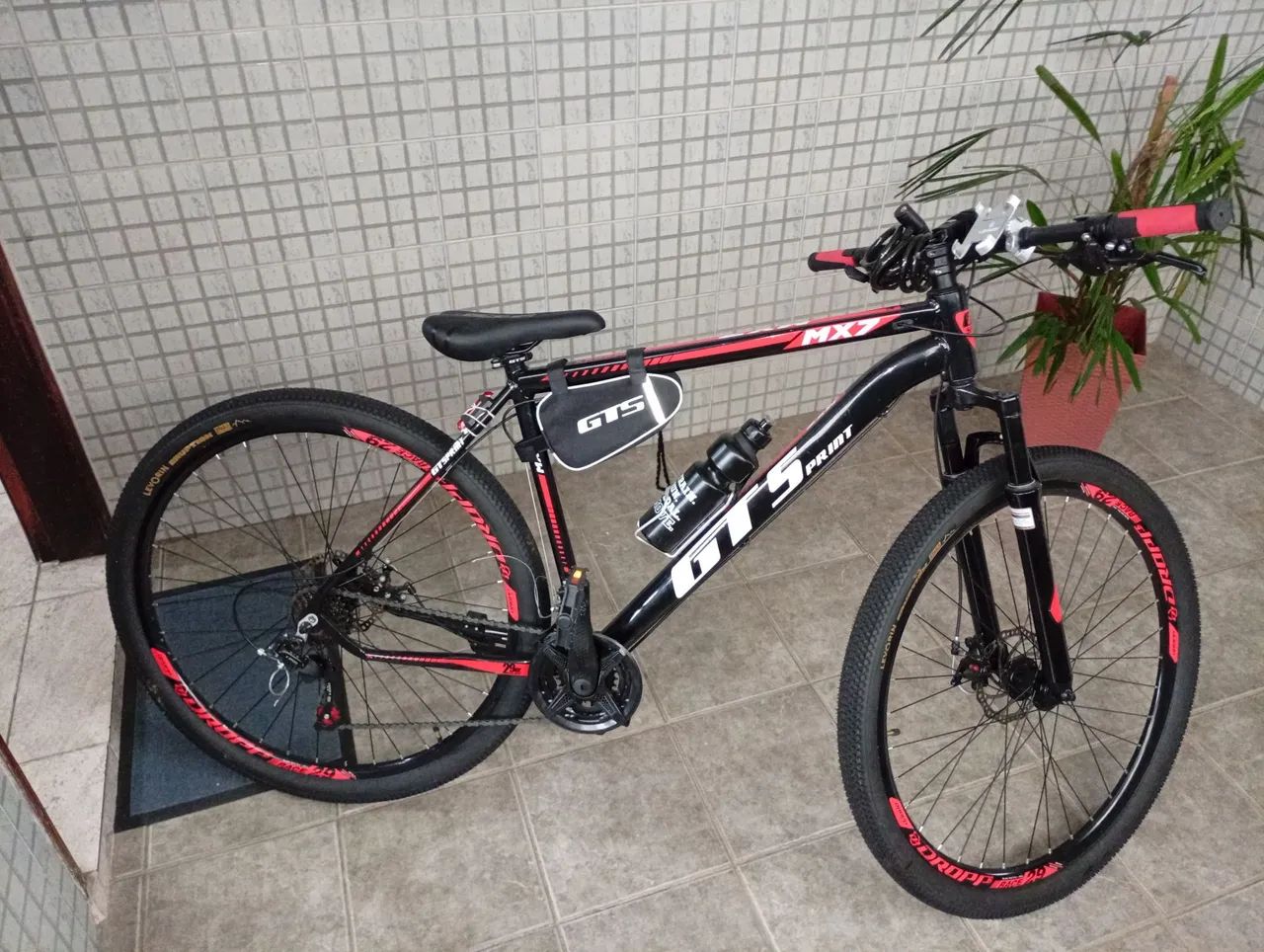 Duas bikes + 2 transbikes, e acessórios novos    - Foto 2