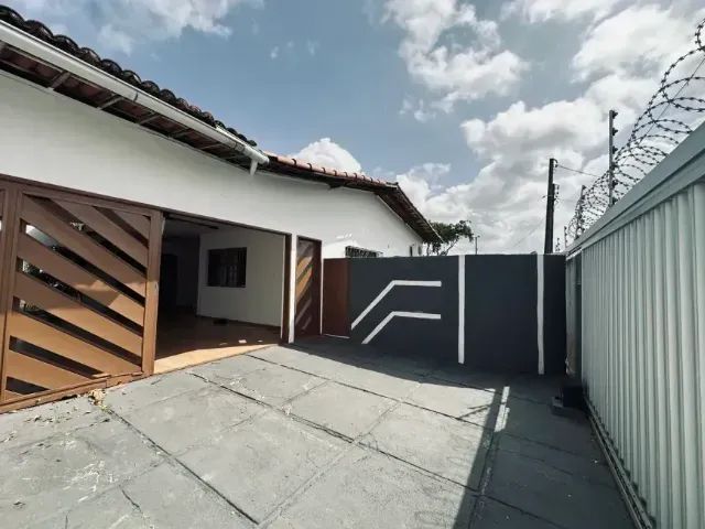 casa com garagem a venda 
