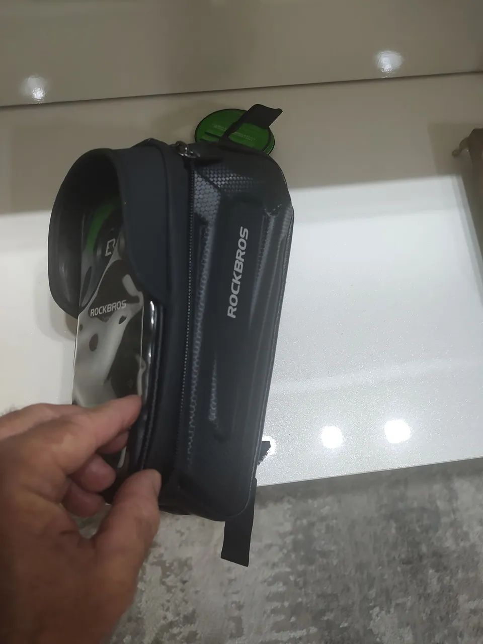 Bolsa para bicicleta com suporte para celular  - Foto 3