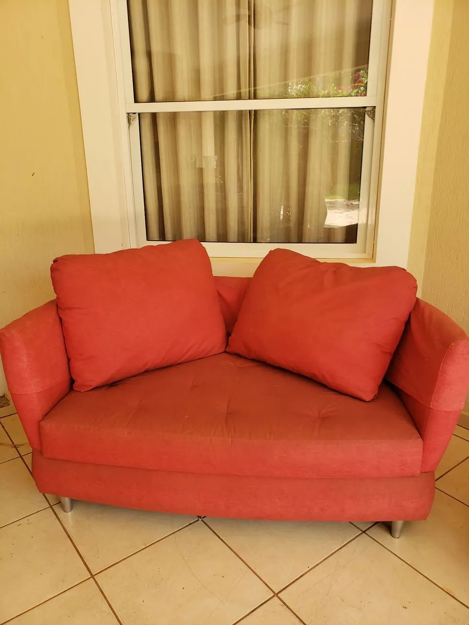Sofá 2 lugares 