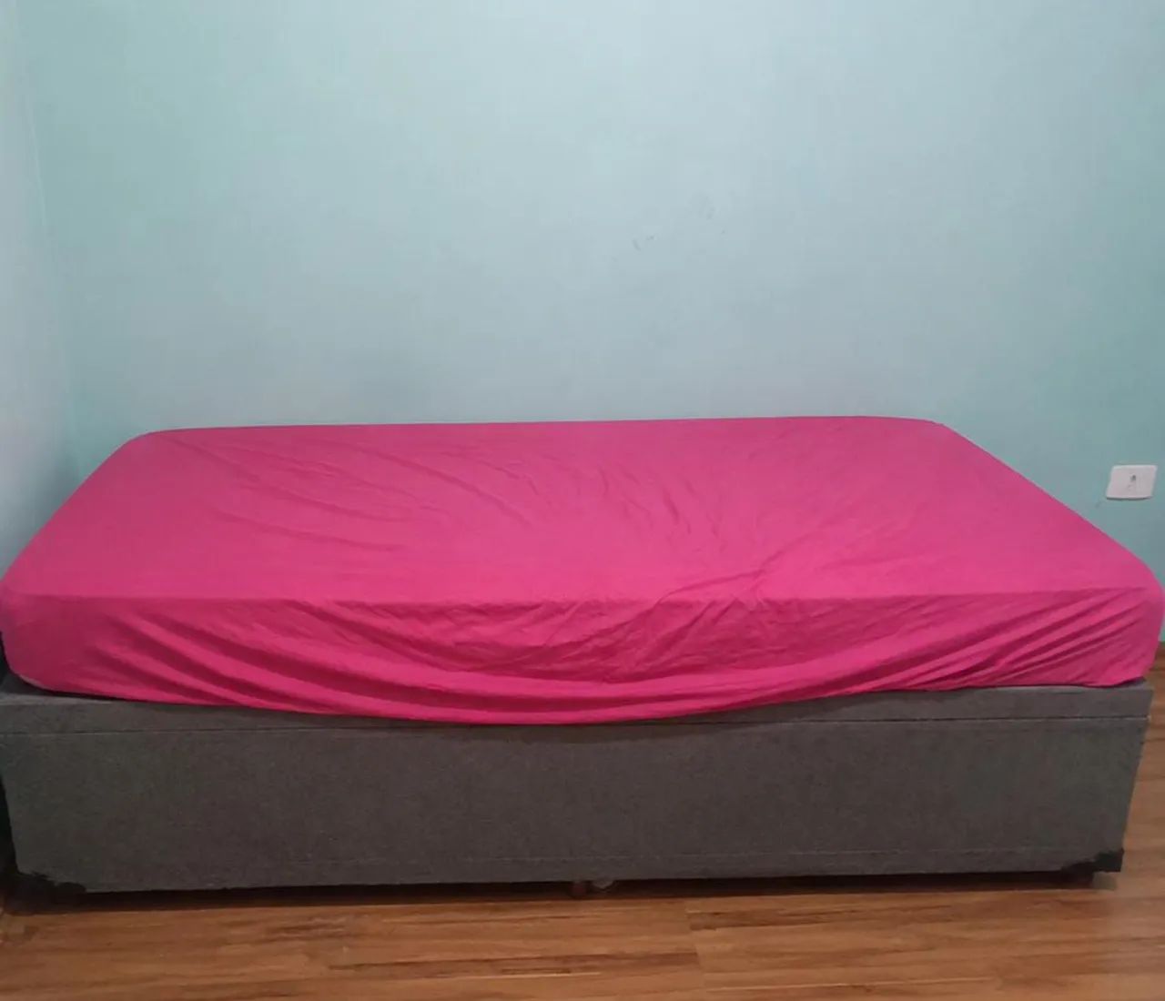 Cama box baú + colchão de solteiro