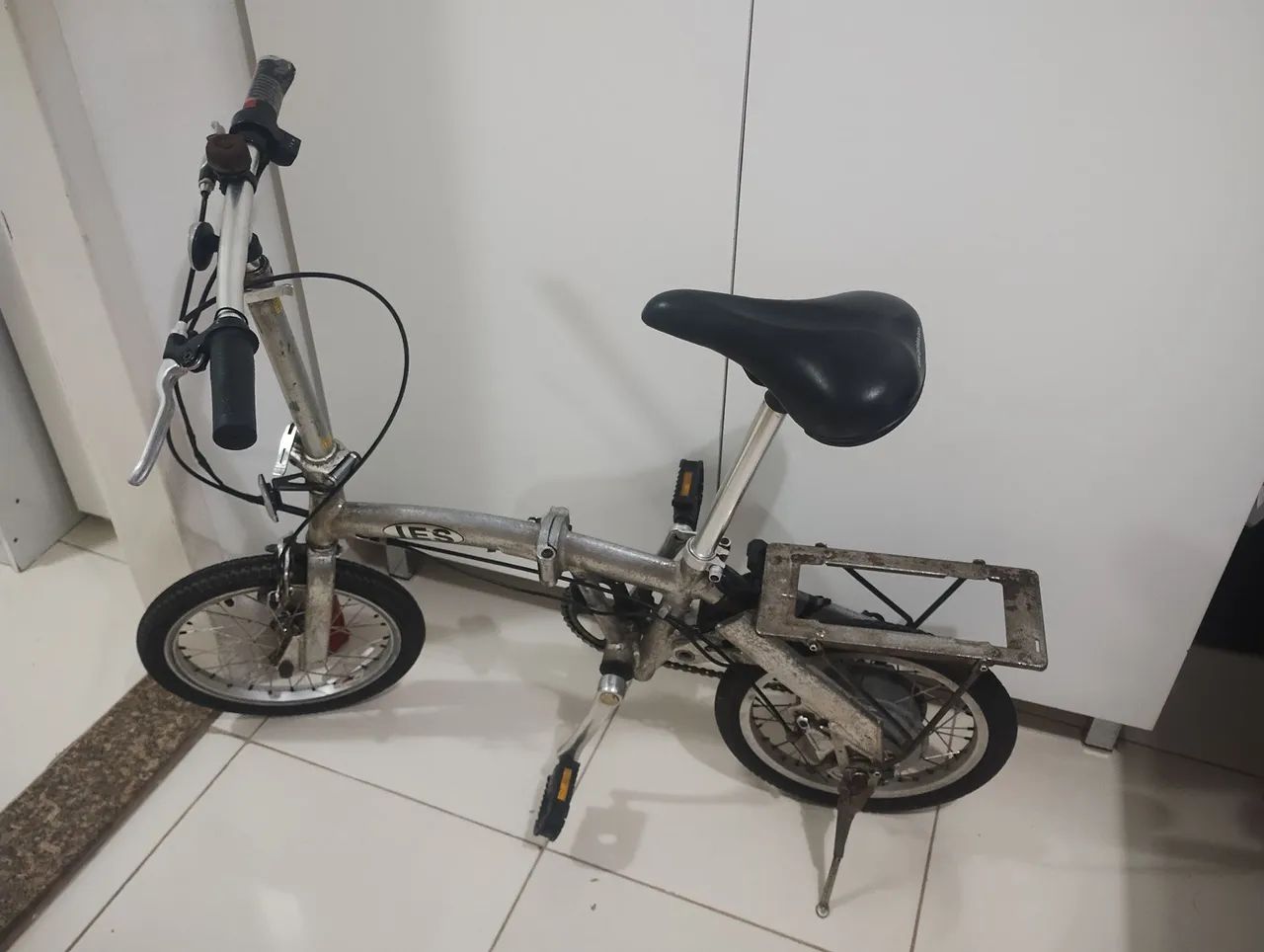 Vendo Mini bicicleta elétrica sem bateria  - Foto 3