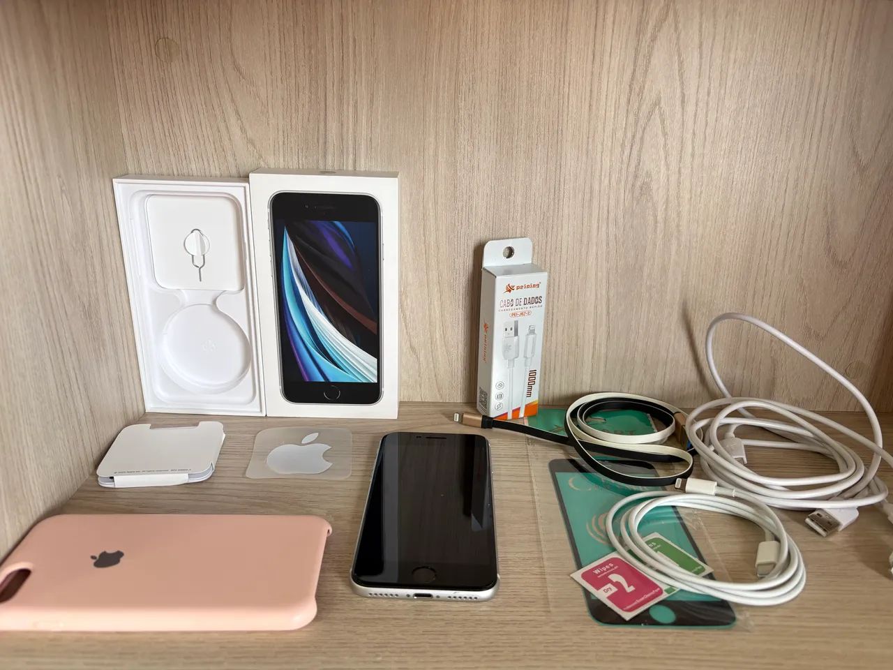 iPhone SE 2020 Branco 128GB - Caixa e Acessórios (Impecável) - Foto 2