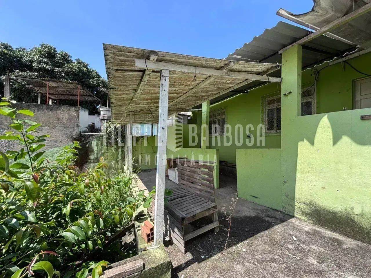 TERRENO COM 320M2 VISTA ALEGRE