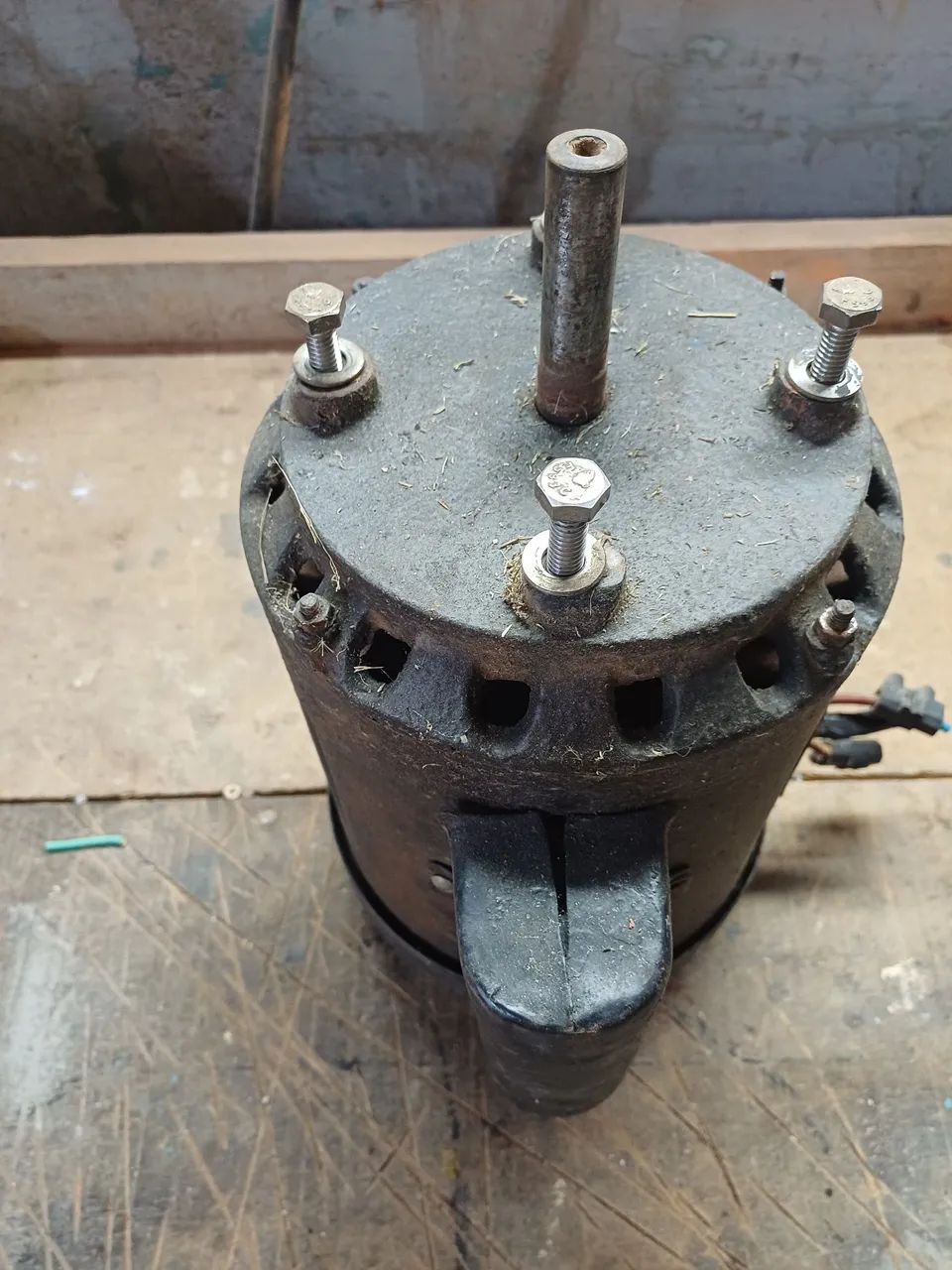 Motor 1 cv 220V