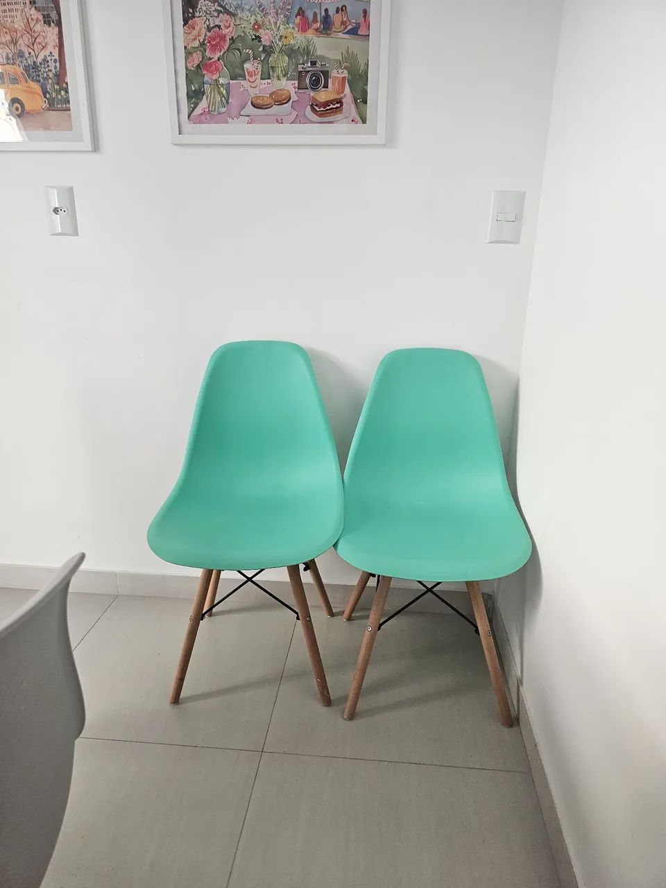 2 Cadeiras eiffel verde tiffany
