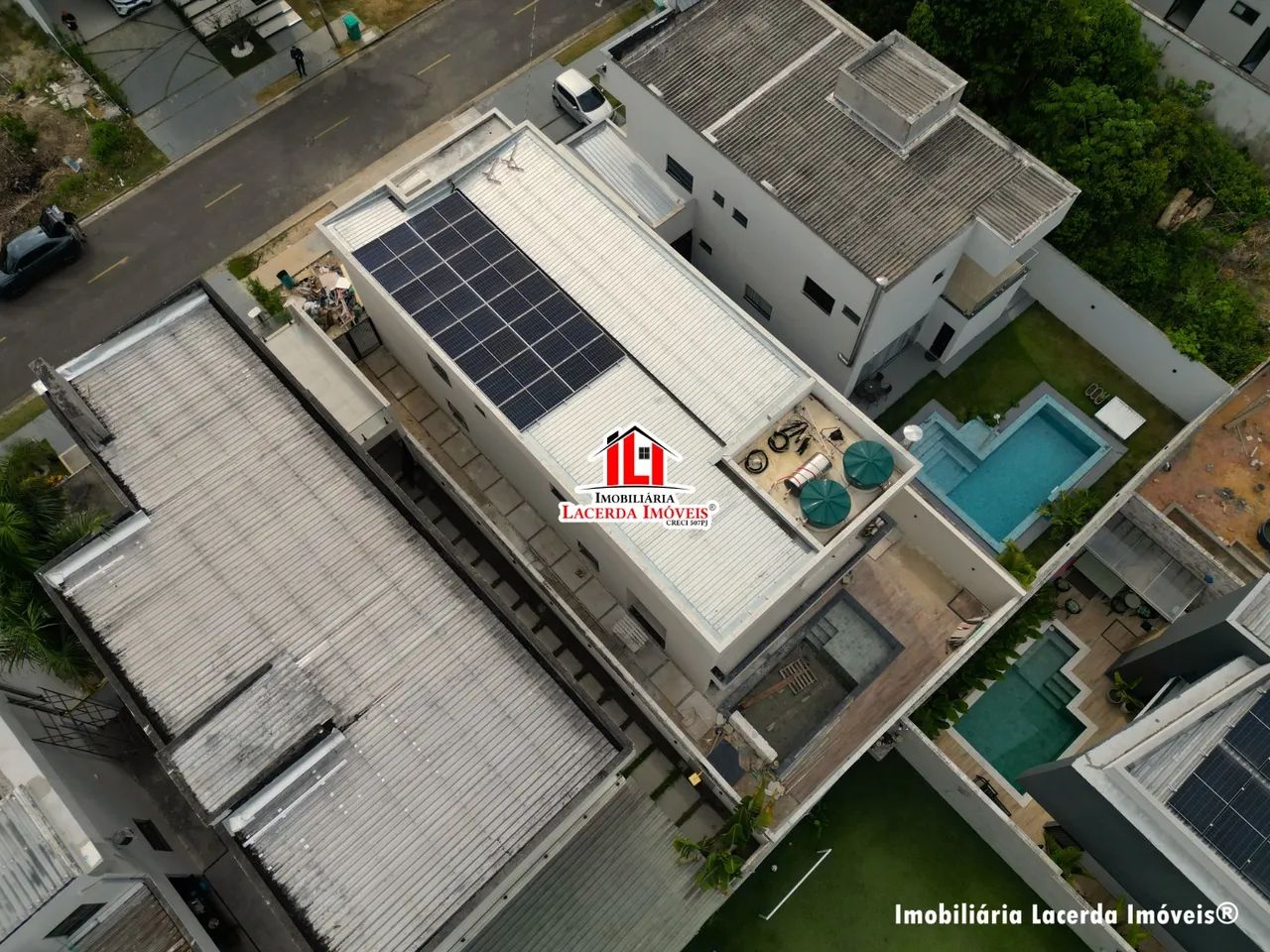 Alphaville Manaus 4, Casa Duplex com 5 Suítes sendo uma master com closet, Piscina e Energ - Foto 3