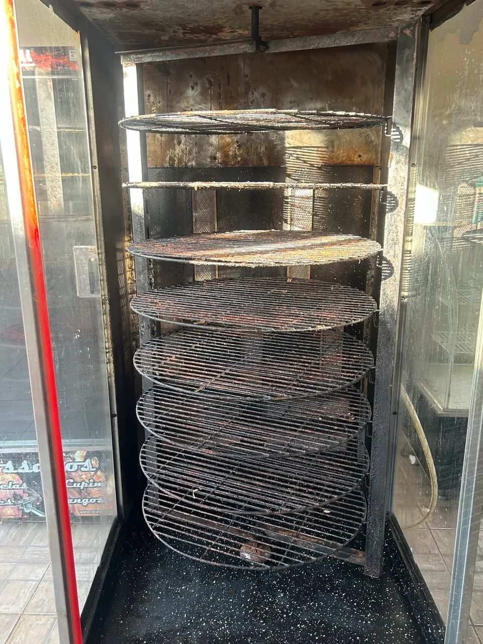 Vende-se máquina rotativa para assados  - Foto 4