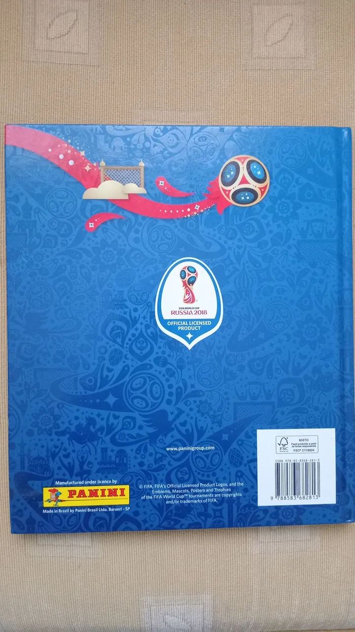 Lote com dois álbuns copa 2018 no estado. - Foto 3