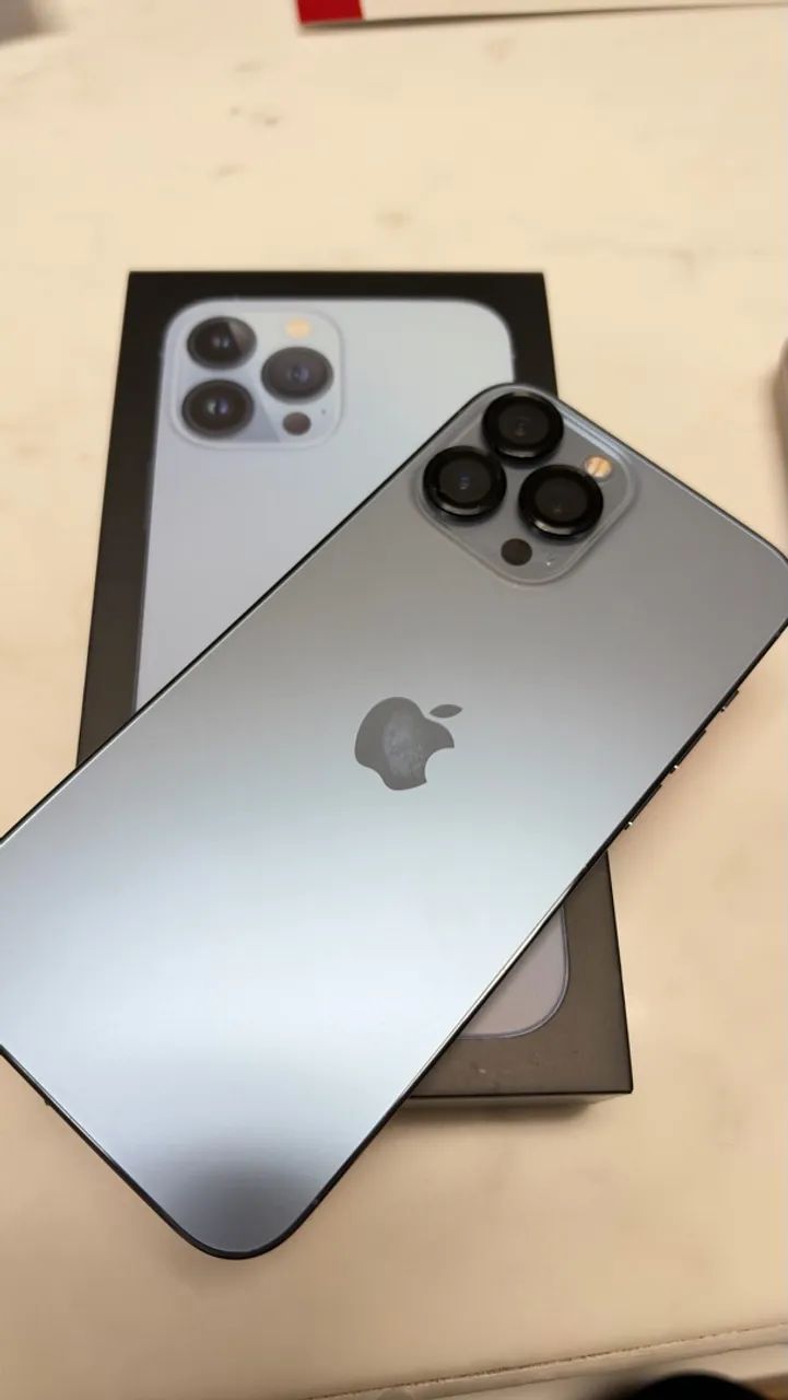 Vendo iPhone 13 Pro Max em ótimo estado de conservação, bateria 80%