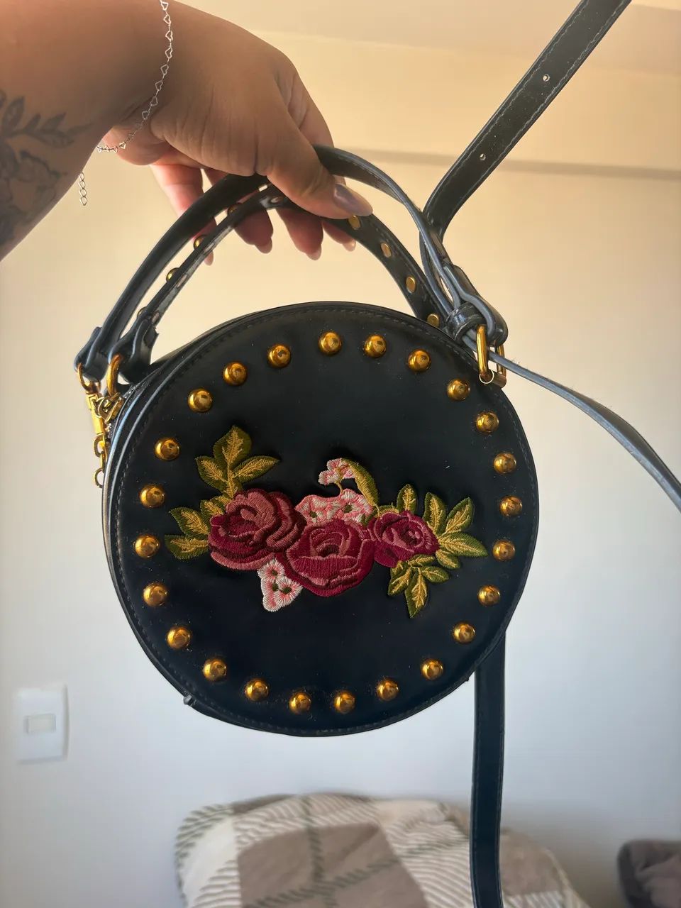 Bolsa feminina redonda 