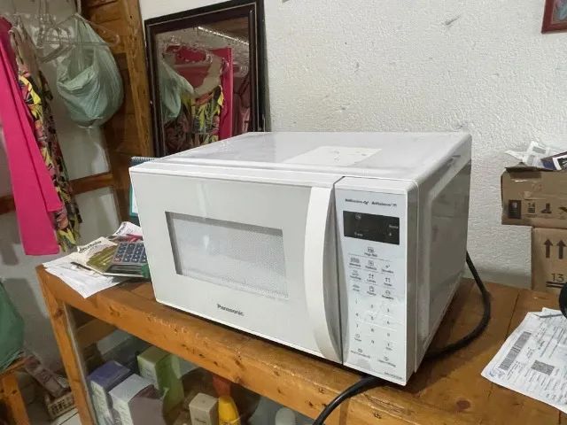 Microondas Panasonic 21L branco - Foto 3