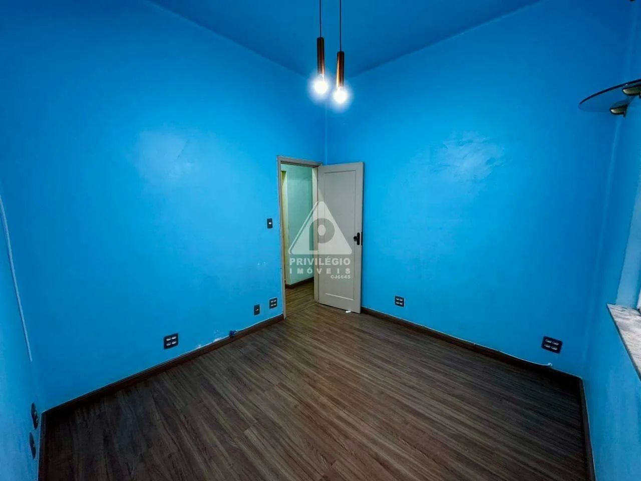 Quarto e sala com dependência e área externa - Foto 5