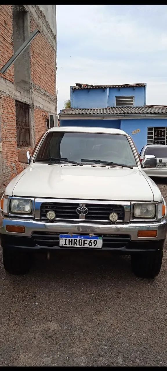 Toyota Hilux CD SR5 4X4 2.8 Diesel 1998