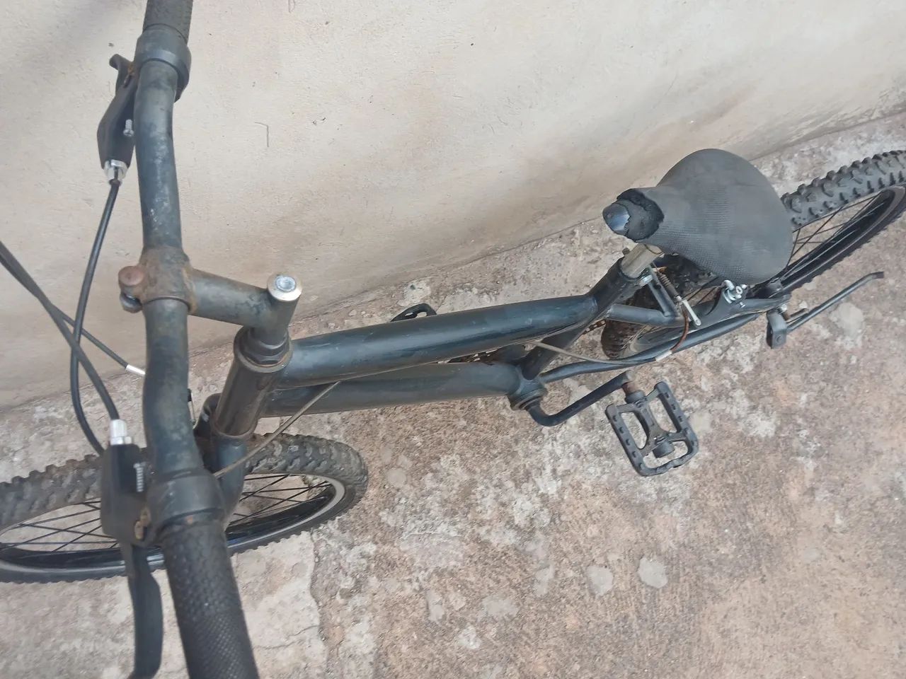 Vendo essa bicicleta ? pequena 