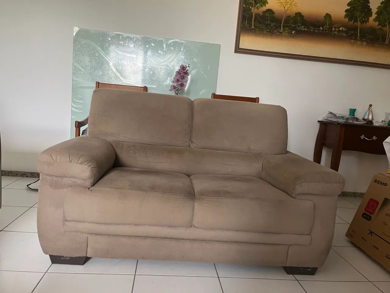 Sofá dois lugares marrom