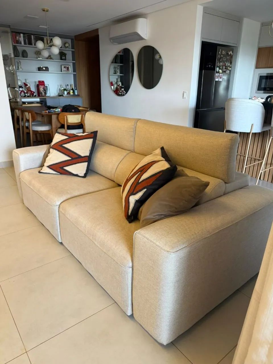 Vendo sofá, em excelente estado! - Foto 2
