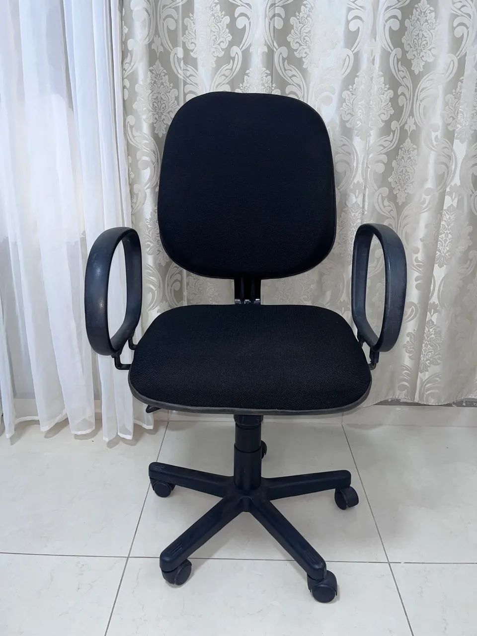Cadeira Diretor Semi Nova - Foto 3