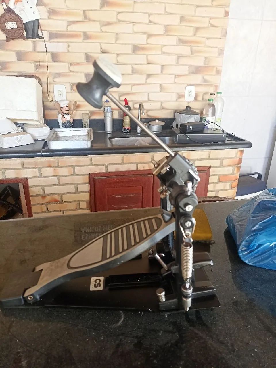Vendo pedal simples da bateria - Foto 3