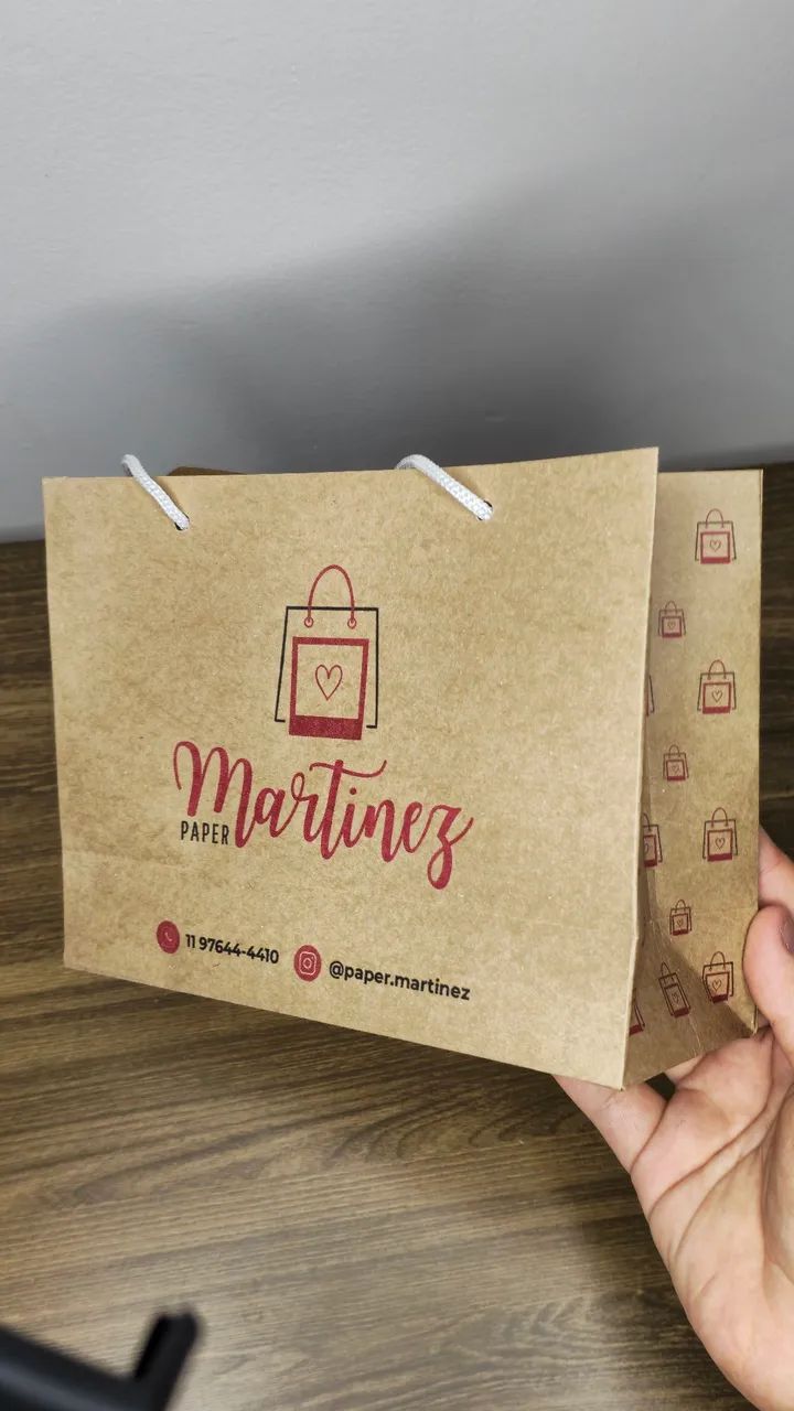 Sacolas Personalizadas - Tam M - 20x15x7 - Foto 4