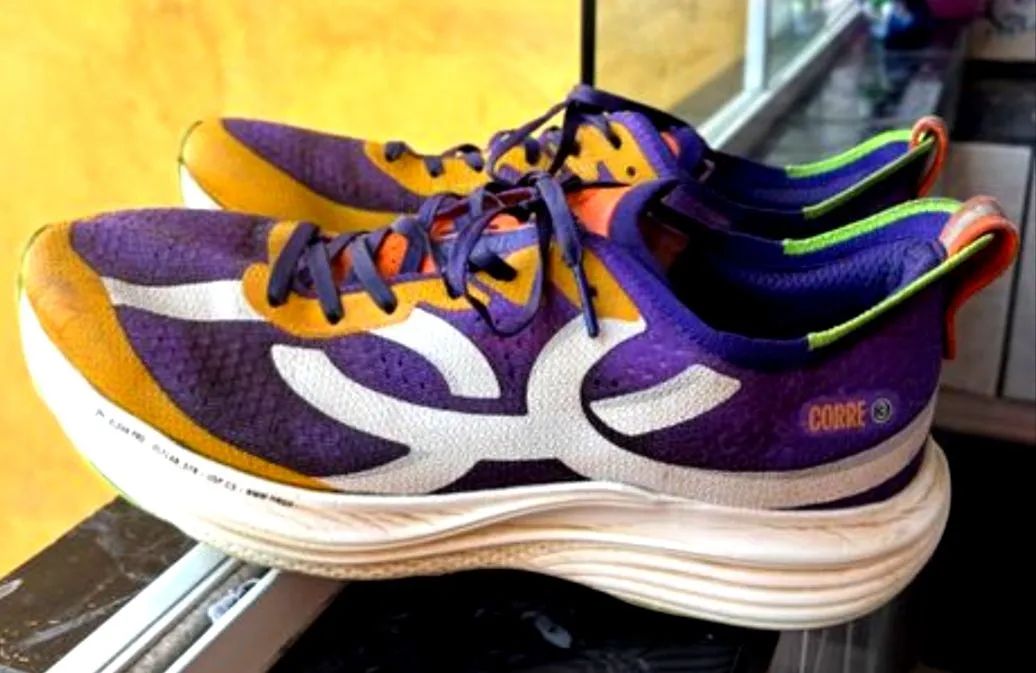 Olympikus corre 3 tamanho 40  - Foto 2